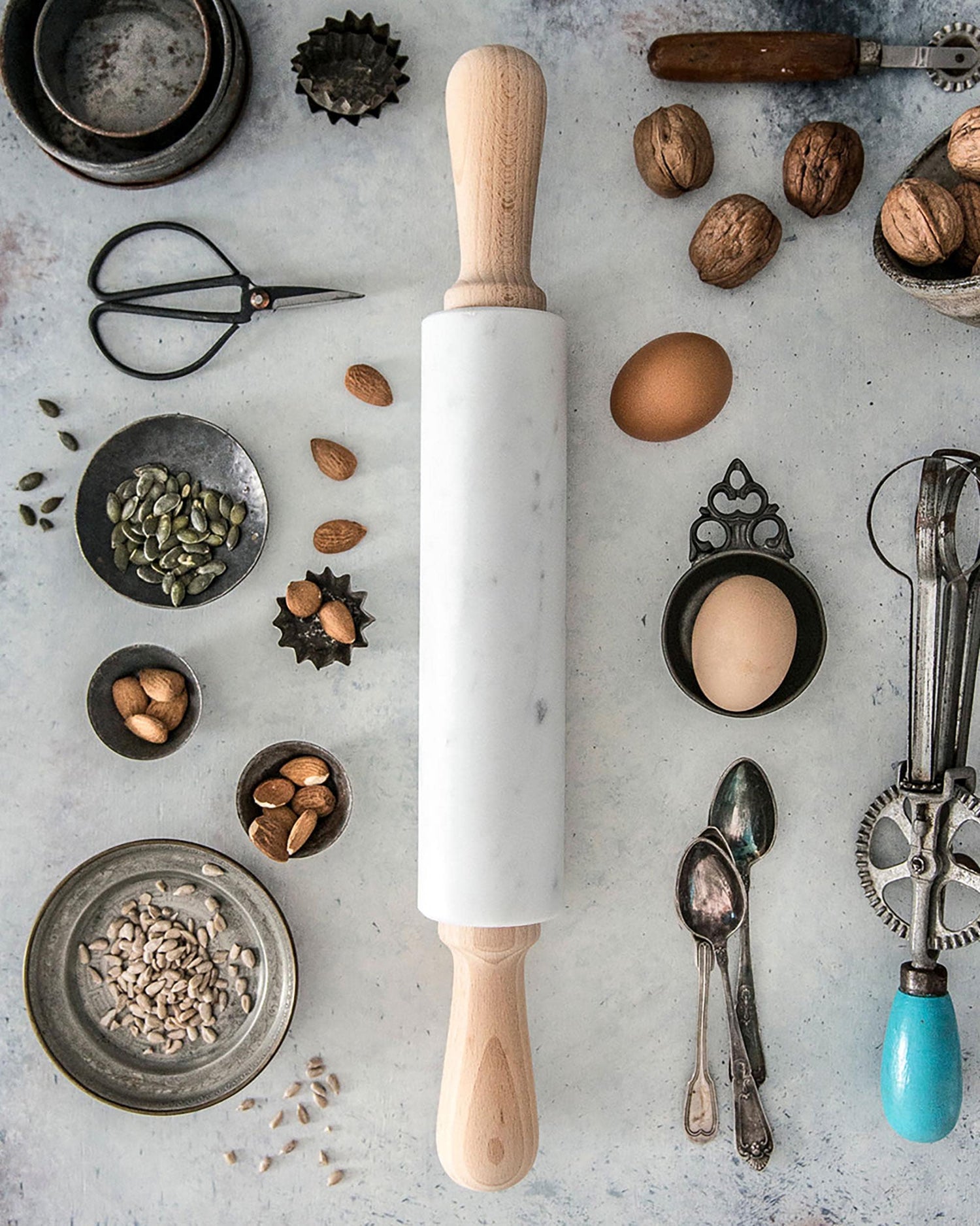 Tutte mi vogliono - Mattarello in marmo bianco di Carrara e legno