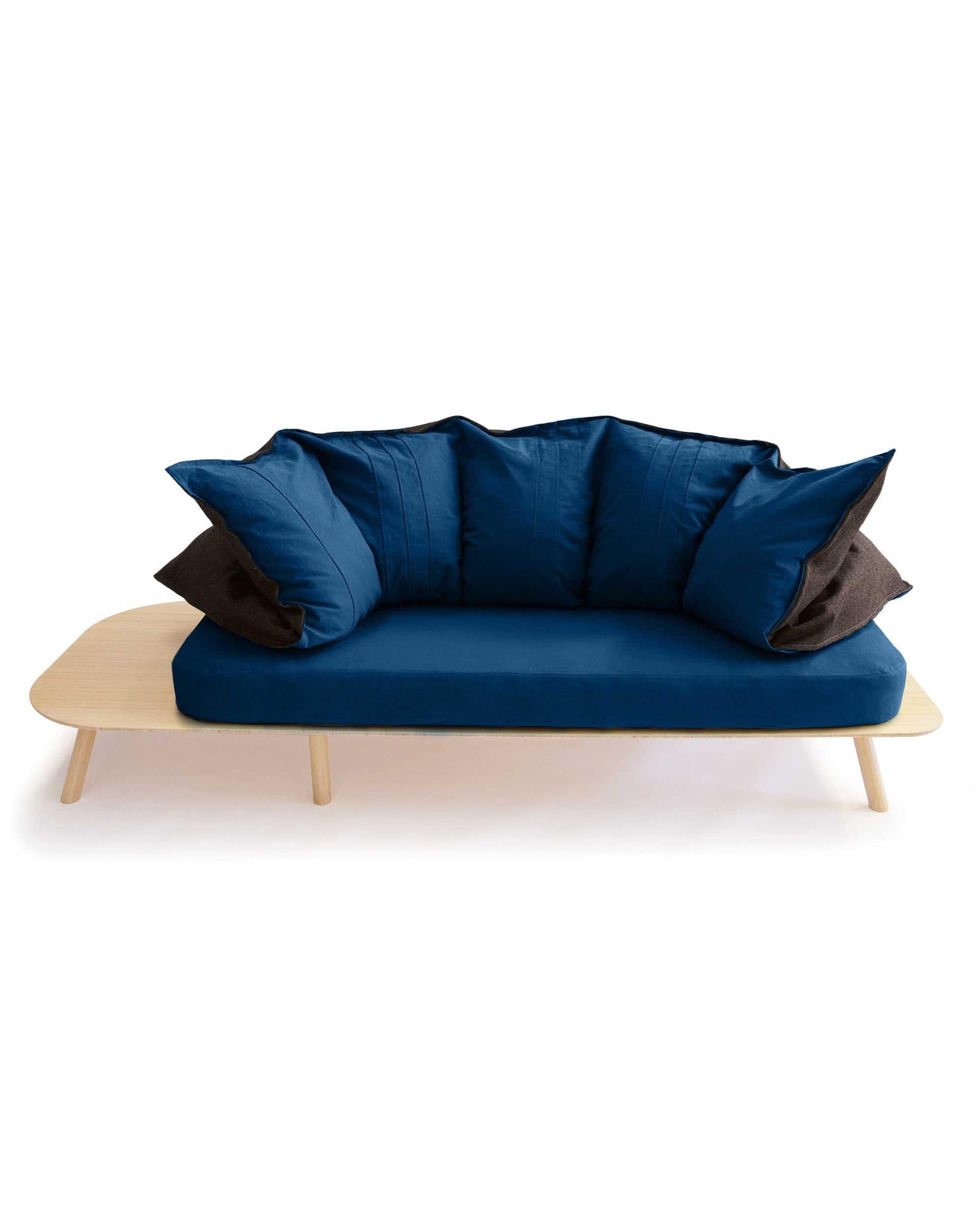 Disfatto sofa