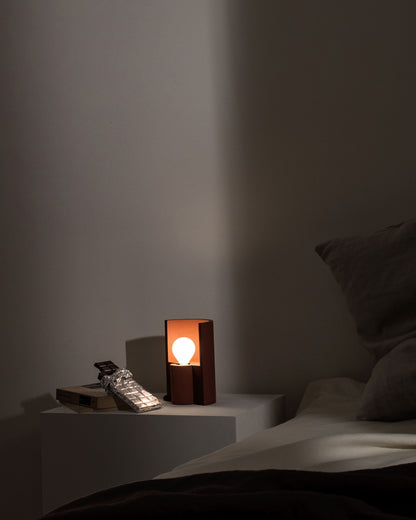 Esse table lamp