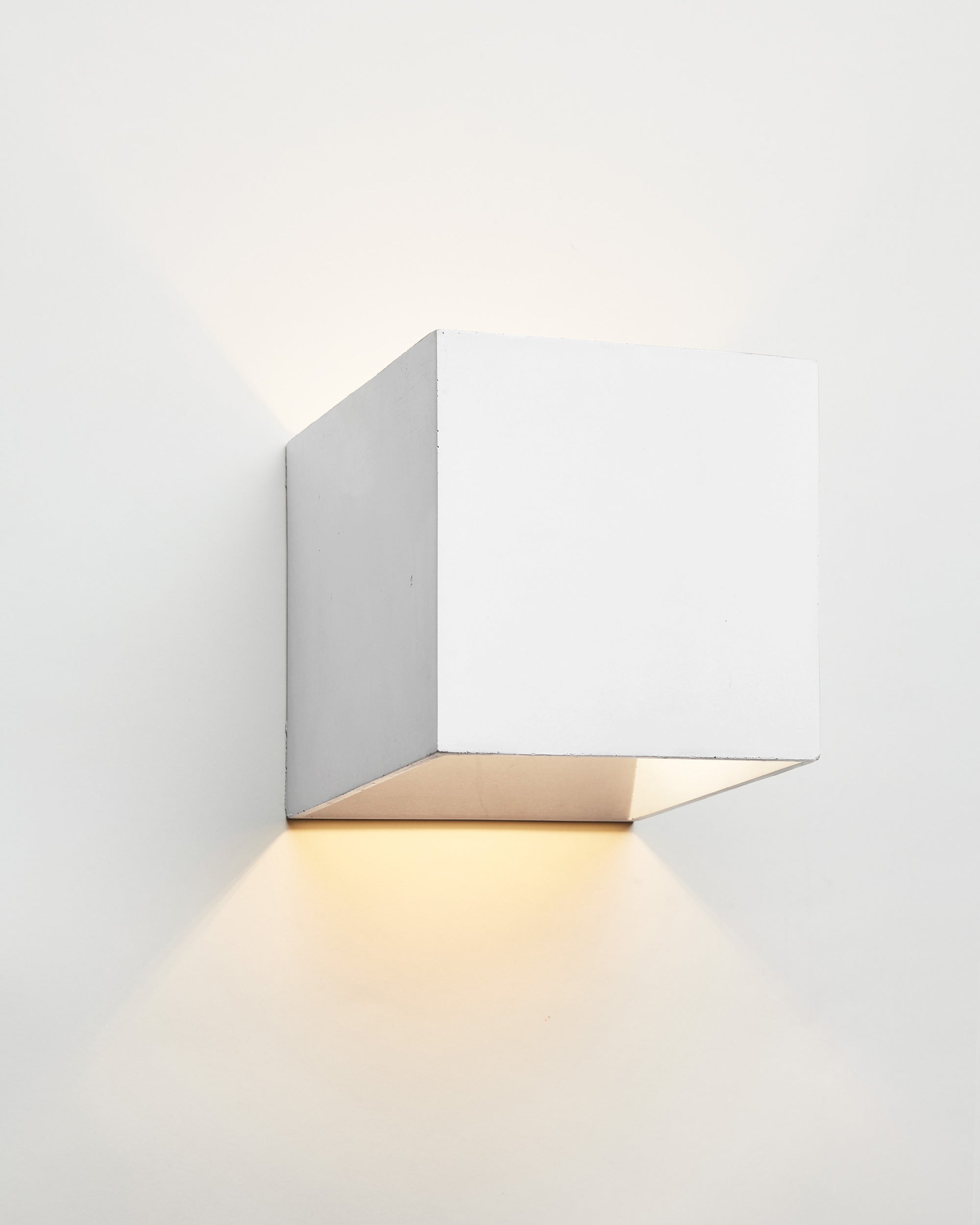 Cromia wall lamp