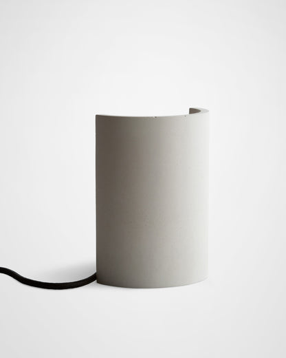 Esse table lamp