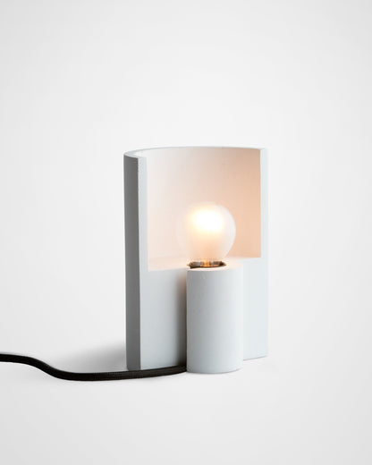 Esse table lamp